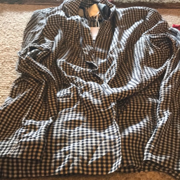 LC Lauren Conrad Jackets & Blazers - NWT LC Lauren Conrad Blazer navy blue and white